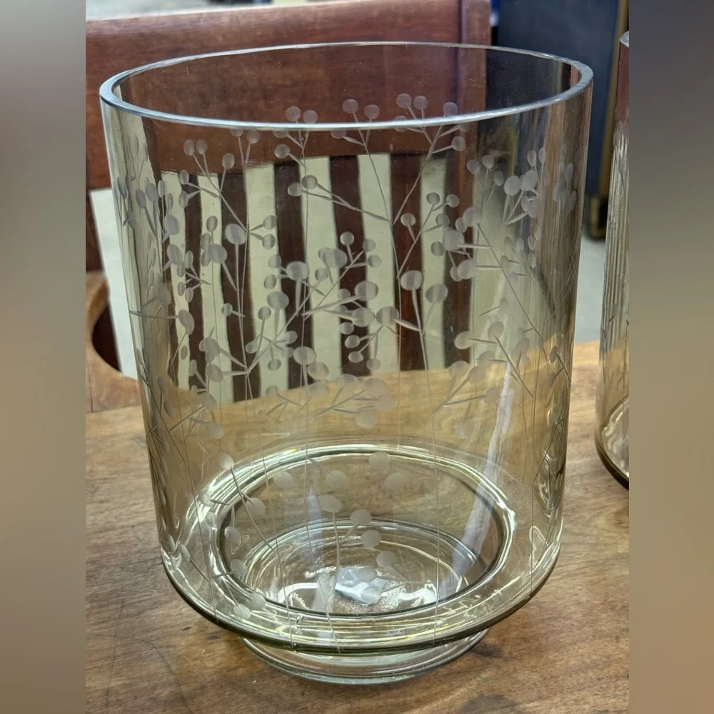 Crate & Barrel Spin Glass Hurricane Candle Holder/Vase